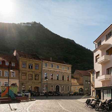 Apollonia Estate Old Town Big And Luxurious Lägenhet Braşov Exteriör bild